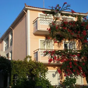 Theodora & Apartment